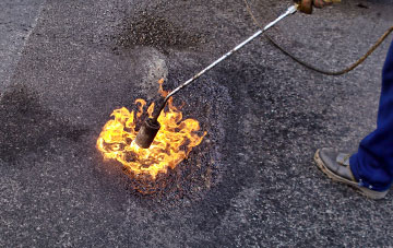 Waterlip flat roofing repairs